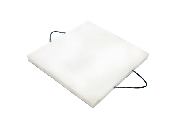 White HDPE Outrigger Pads