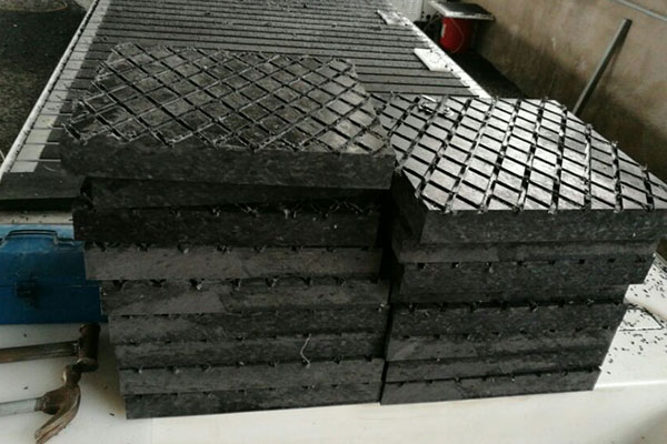 Customized size UHMWPE bigfoot crane stabiliser pads