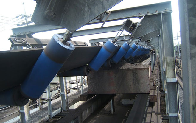 Custom plastic UHMW conveyor rollers