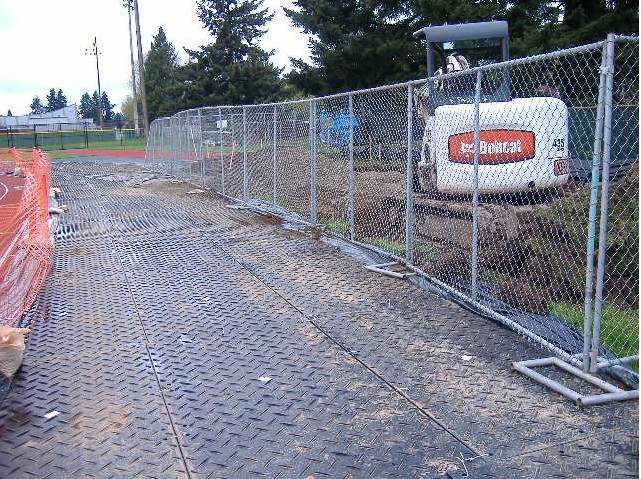 temporary roadway mat